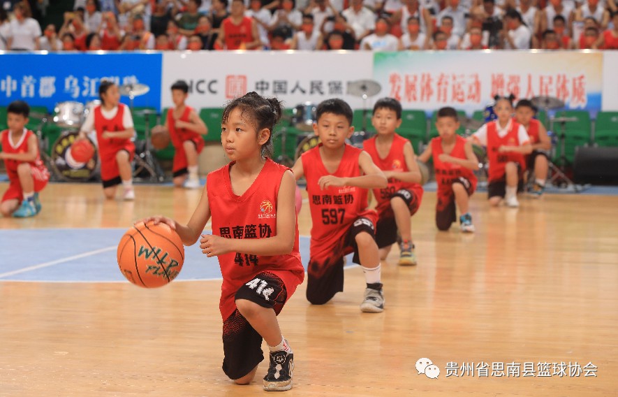 业余篮球爱好者如何提高训练中的毅力?_1